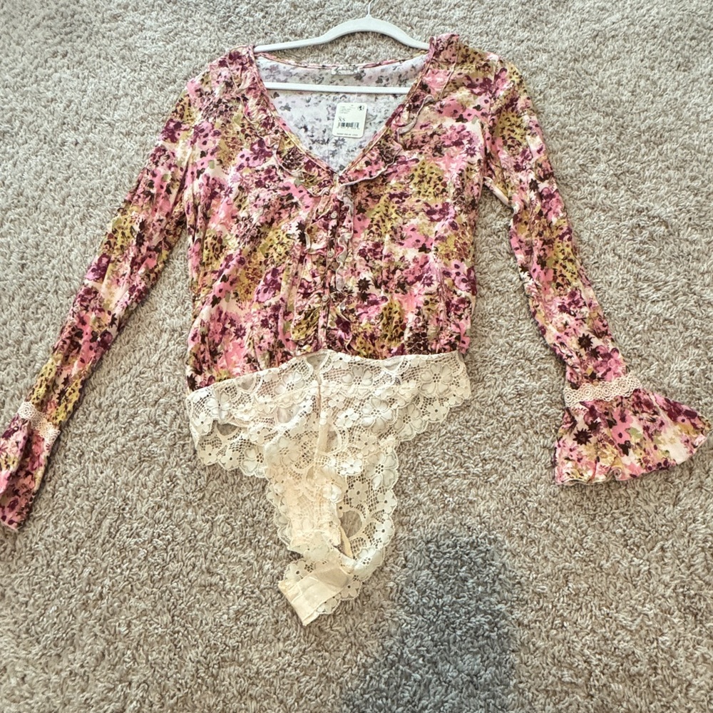 NWT Free People Women HOBO Boho Vintage Bodysuit in Spring Combo Size XS